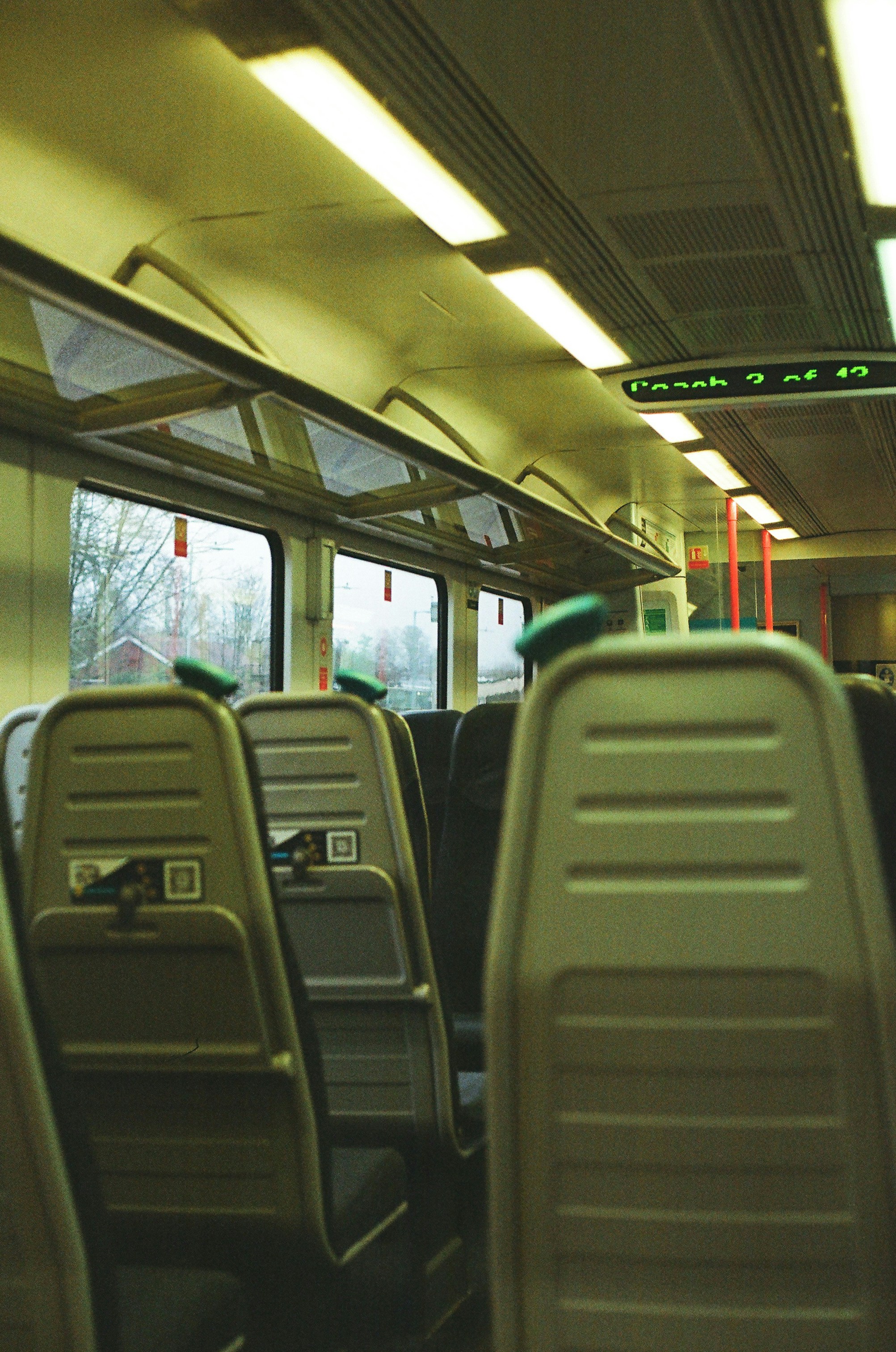 ¿Cómo hablar con una persona real en Spirit?